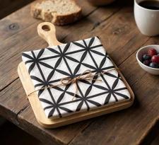 Black/White Kitchen Towel / Cutting Board Set