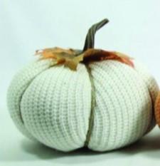 White Knit Pumpkin Large 