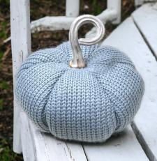 Blue Knit Pumpkin 