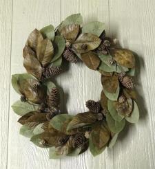 Magnolia Wreath  (Gr/Br) 