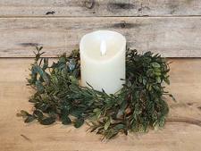 Boxwood Candle Ring